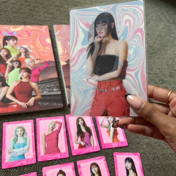 Twice Fancy Album and Extras - Picture 4 of 7